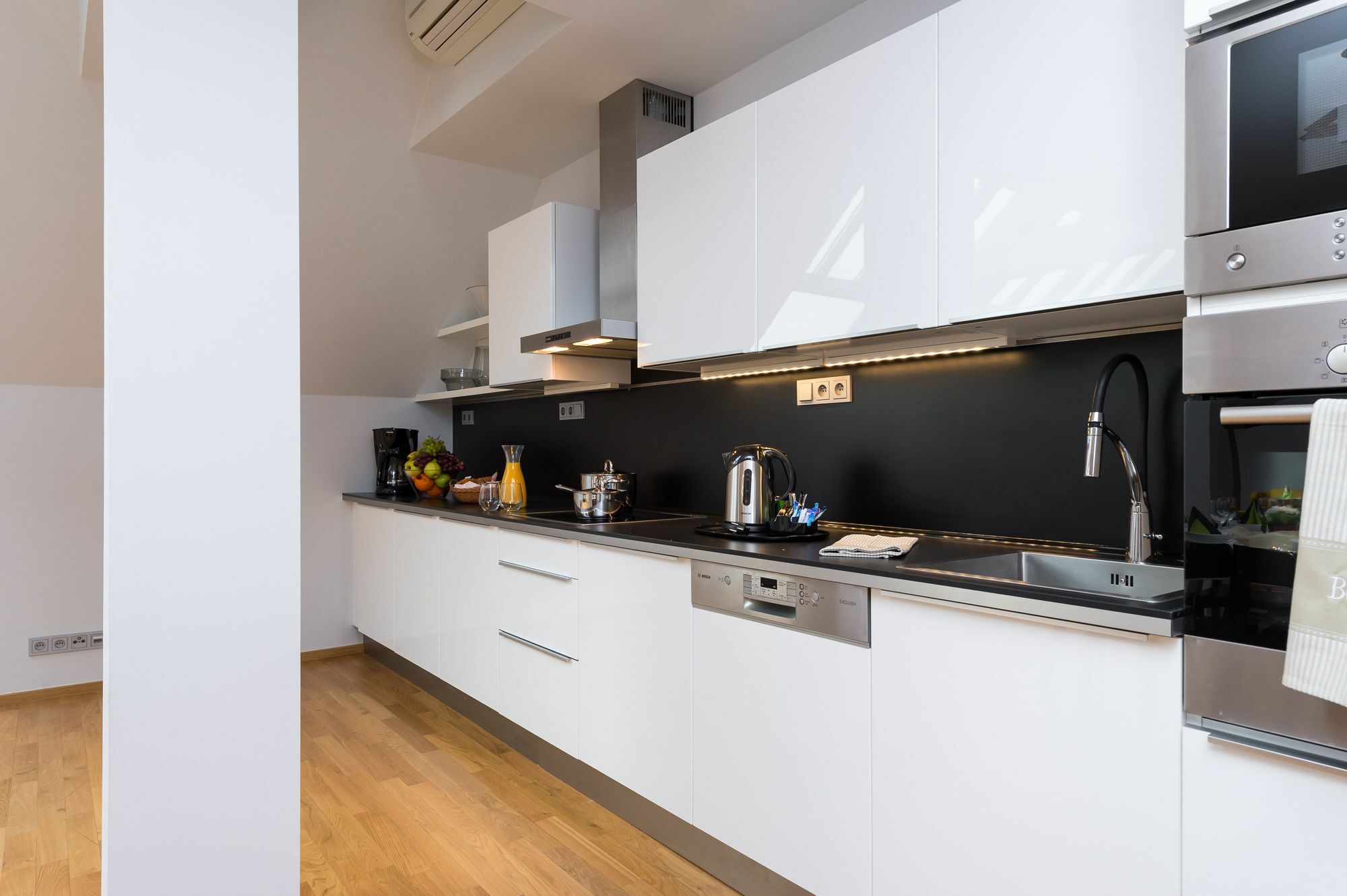 Empirent Rose Apartments プラハ エクステリア 写真